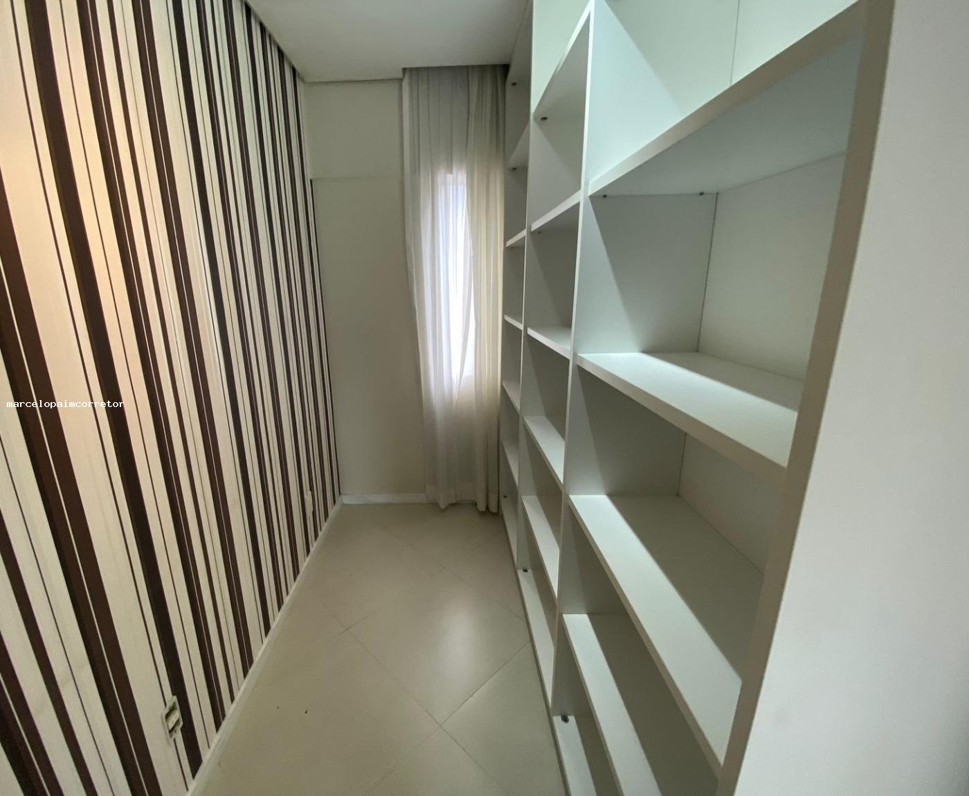 Cobertura Duplex para Venda em Florianópolis, Centro, 3 dormitórios, 1 suíte, 2 banheiros, 1 vaga — foto 4