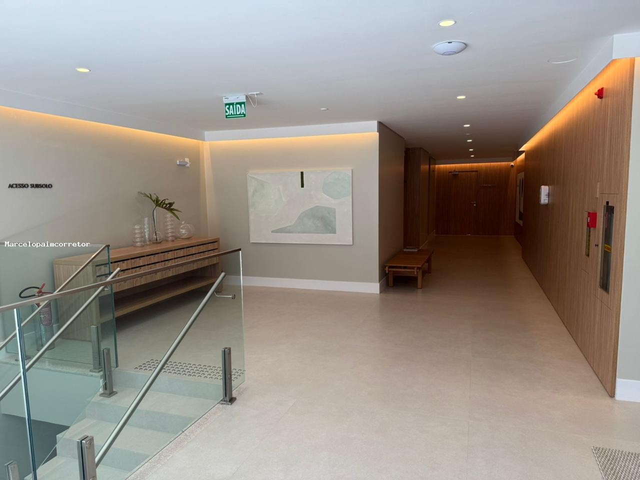 Apartamento para Venda em Florianópolis, Jurerê, 3 dormitórios, 3 suítes, 4 banheiros, 2 vagas - foto 1