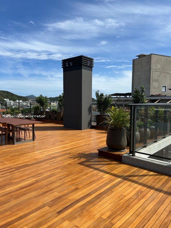 Apartamento para Venda em Florianópolis, Jurerê, 3 dormitórios, 3 suítes, 4 banheiros, 2 vagas - foto 1