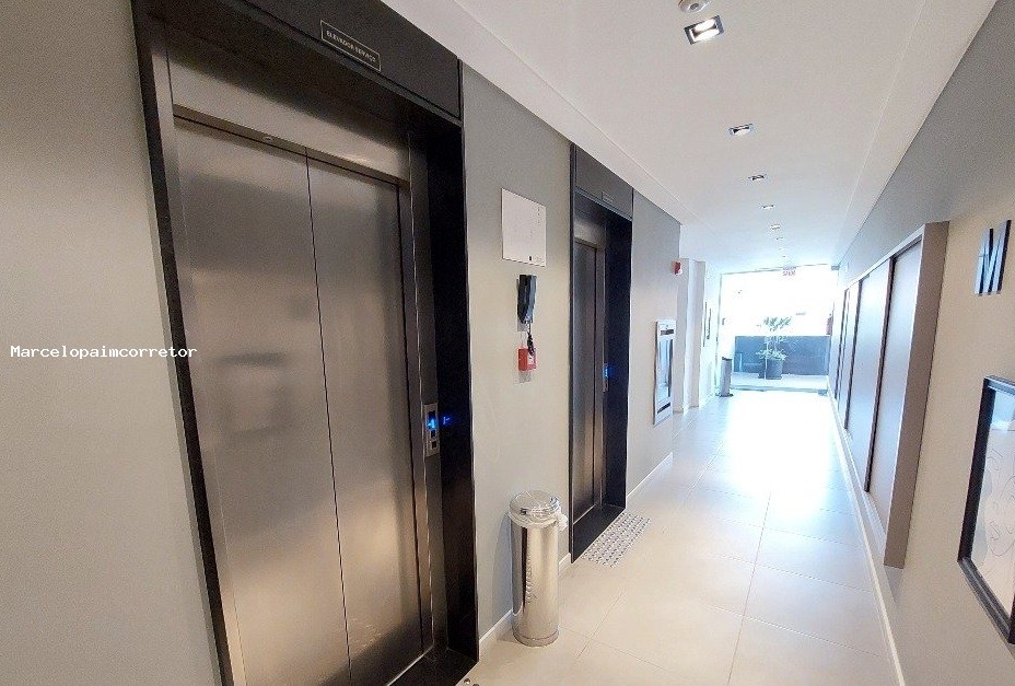 Apartamento para Venda em Florianópolis, Canto, 3 dormitórios, 3 suítes, 4 banheiros, 2 vagas — foto 3