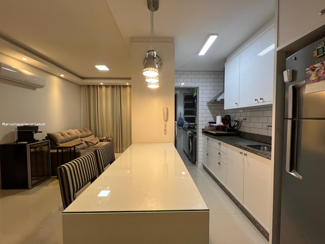 Apartamento para Venda em Florianópolis, Agronômica, 2 dormitórios, 2 suítes, 3 banheiros, 2 vagas — foto 6
