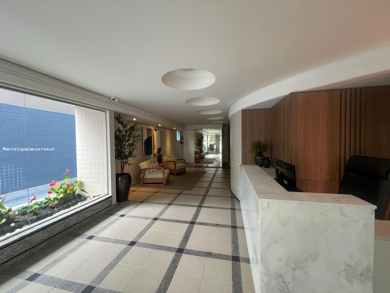 Cobertura Triplex para Venda em Florianópolis, Centro, 4 dormitórios, 4 suítes, 5 banheiros, 2 vagas - foto 1