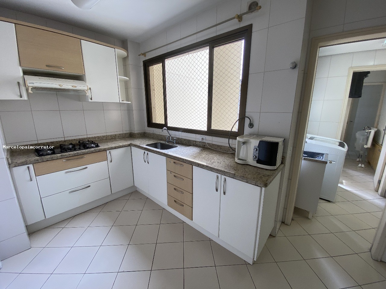 Apartamento para Venda em Florianópolis, Centro, 3 dormitórios, 1 suíte, 3 banheiros, 1 vaga - foto 1