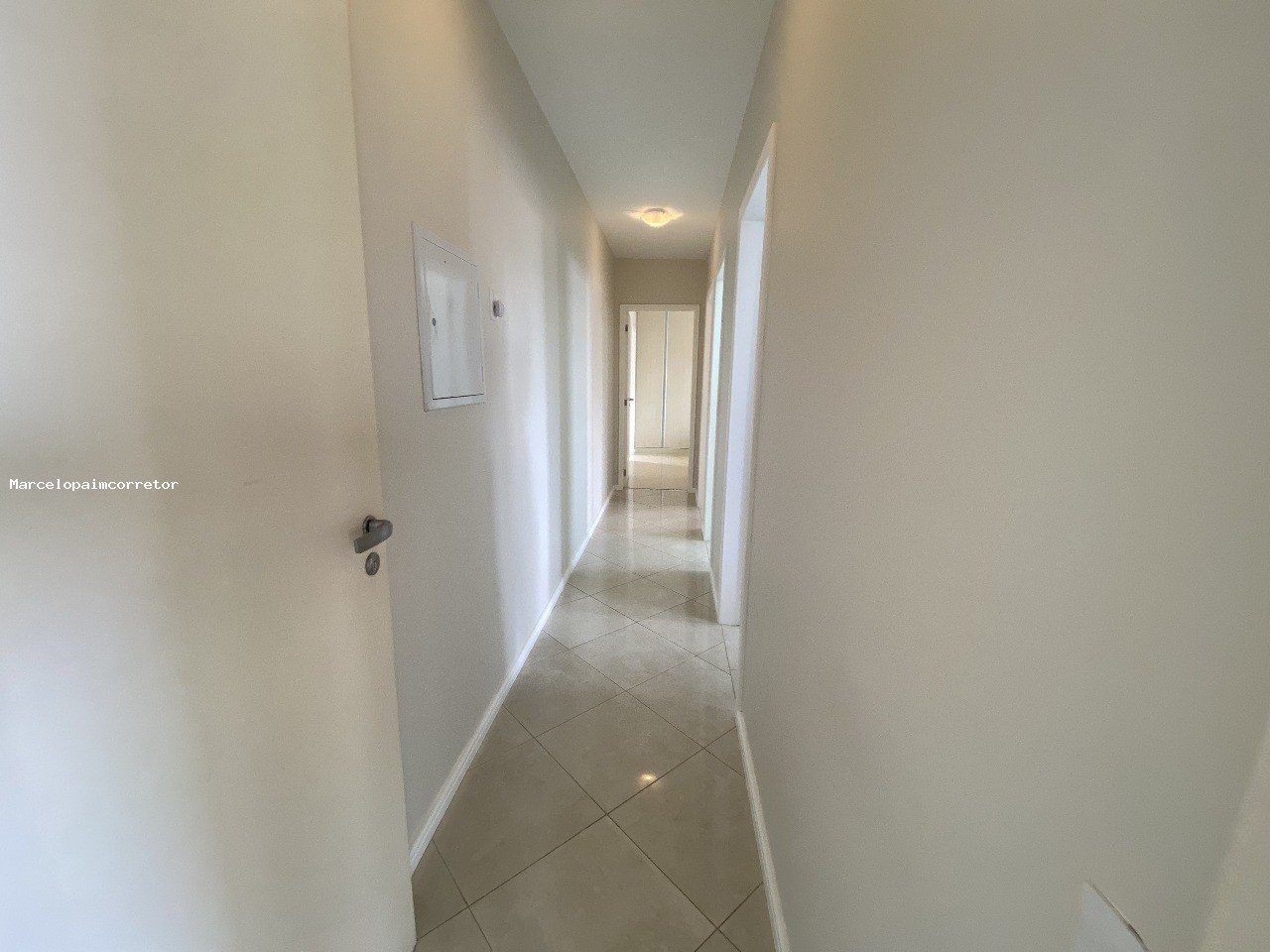 Apartamento para Venda em Florianópolis, Centro, 3 dormitórios, 1 suíte, 3 banheiros, 1 vaga — foto 5