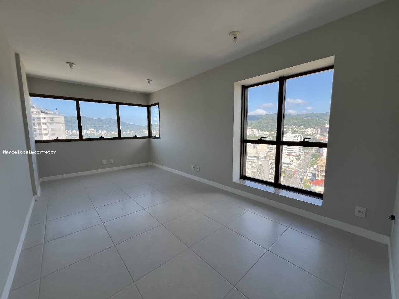 Sala Comercial para Venda em Florianópolis, Trindade — foto 4