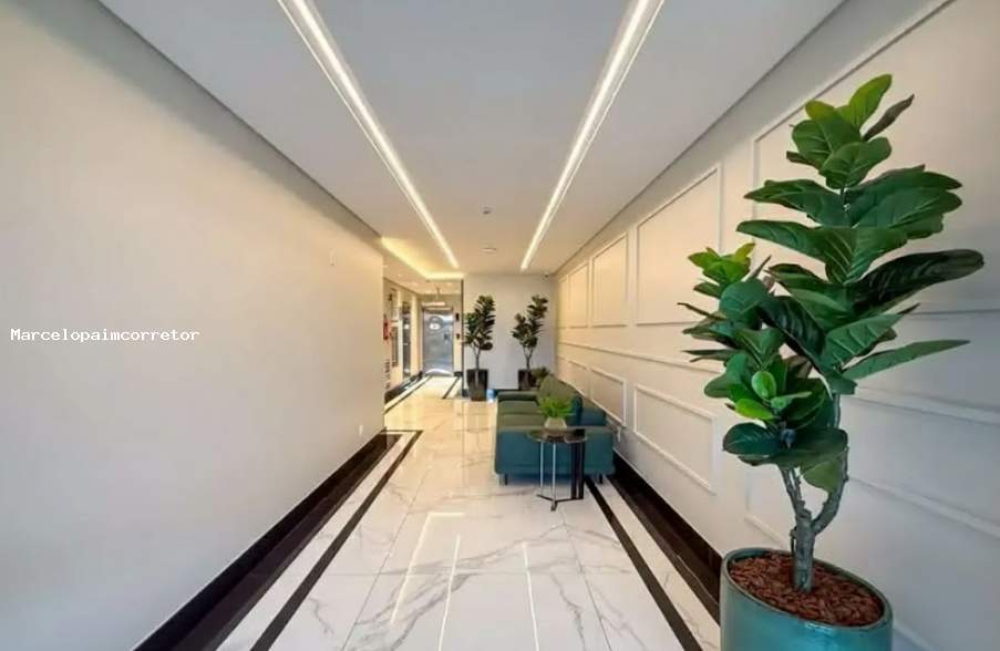 Apartamento para Venda em Florianópolis, Canto, 3 dormitórios, 3 suítes, 4 banheiros, 2 vagas - foto 1