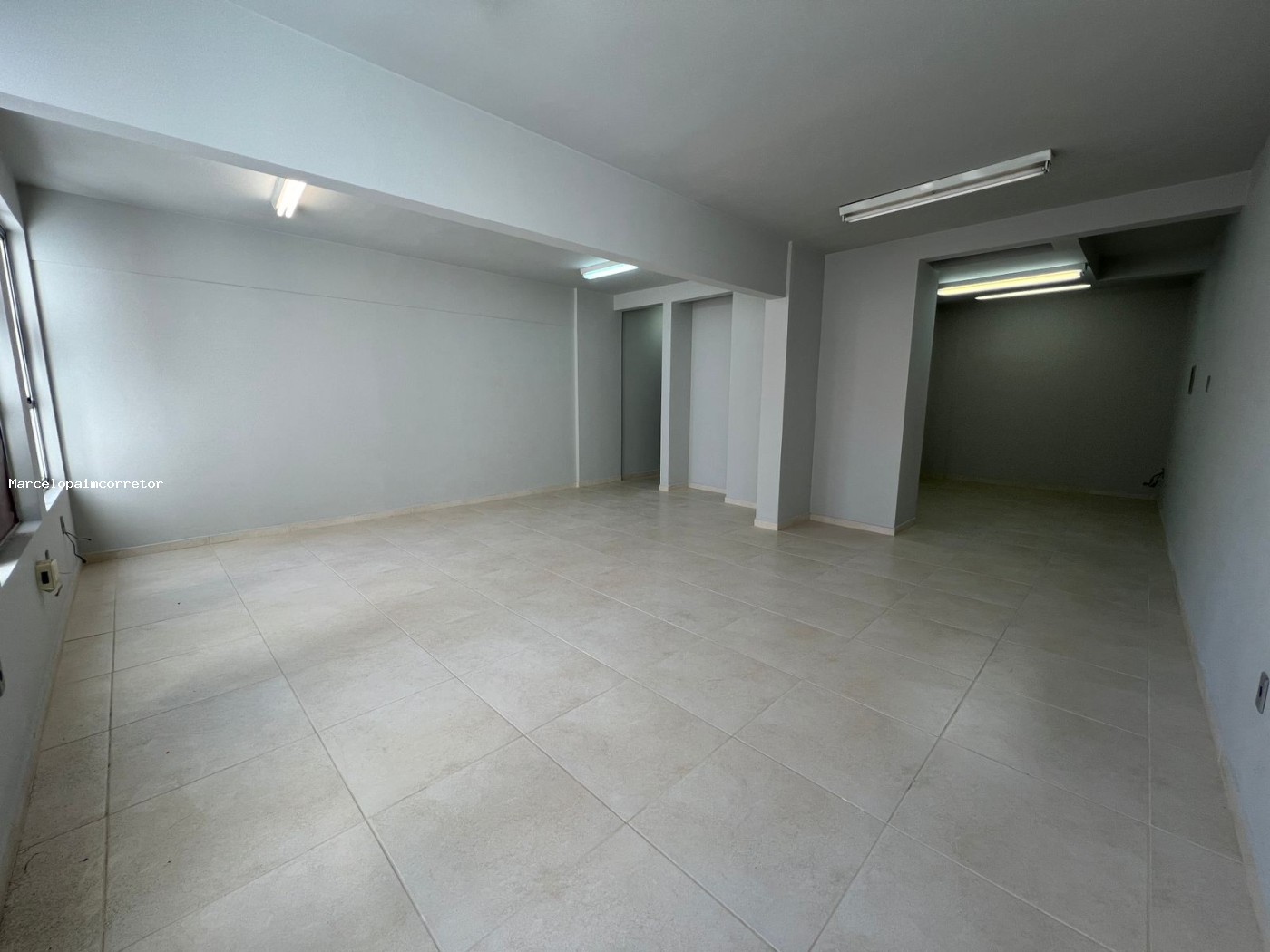 Sala Comercial para Venda em Florianópolis, Centro, 1 banheiro — foto 7