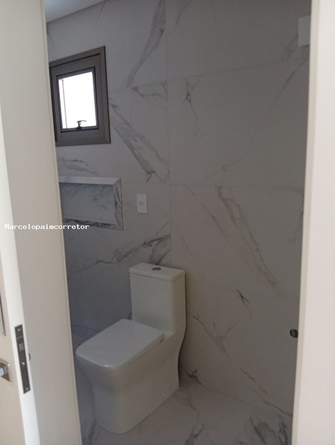 Casa Duplex para Venda em Palhoça, Pedra Branca, 3 dormitórios, 3 suítes, 5 banheiros, 2 vagas — foto 4