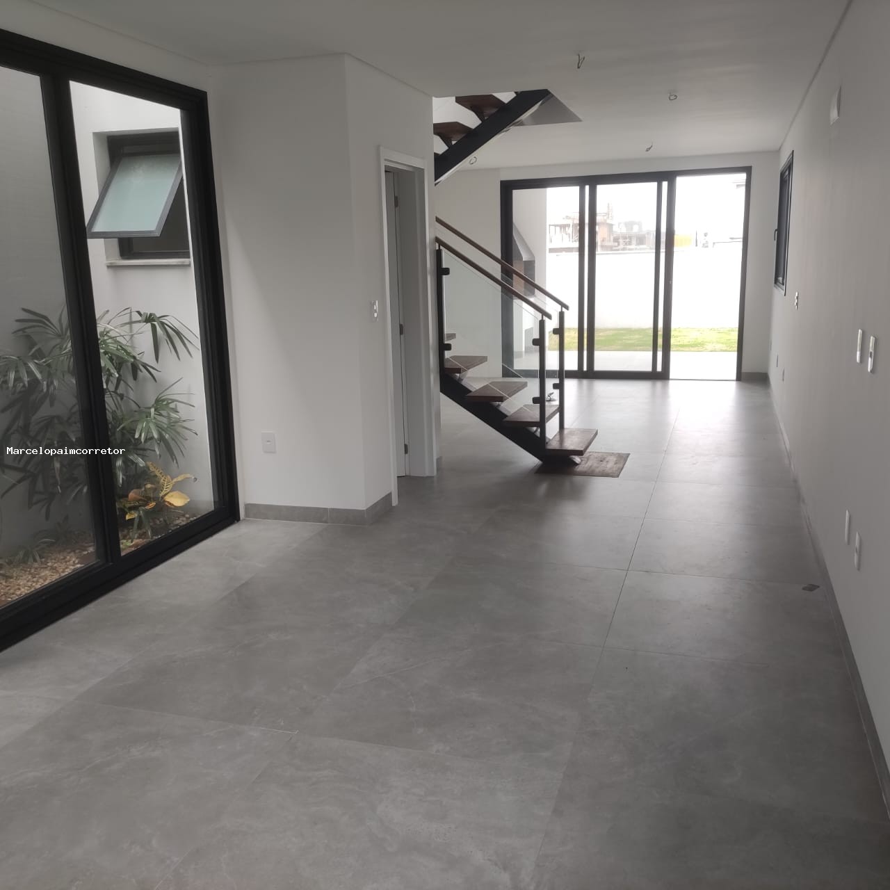 Sobrado para Venda em Florianópolis, Campeche — foto 5