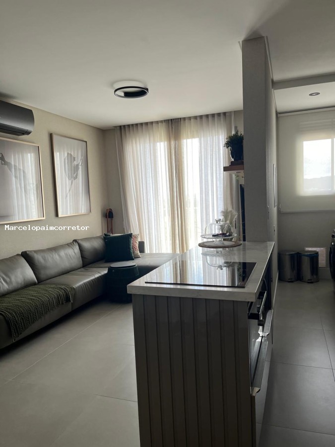 Apartamento para Venda em Florianópolis, Córrego Grande, 2 dormitórios, 2 suítes, 3 banheiros, 1 vaga — foto 2