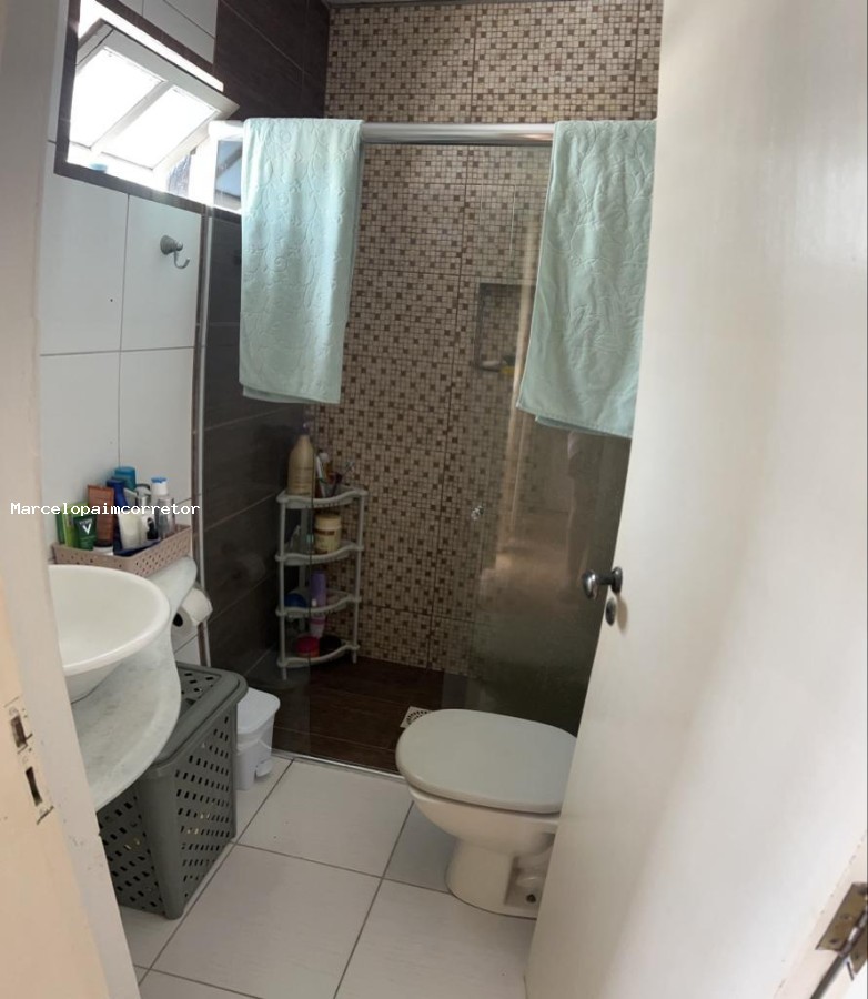 Casa Duplex para Venda em Palhoça, Pagani, 2 dormitórios, 1 suíte, 3 banheiros, 2 vagas — foto 2