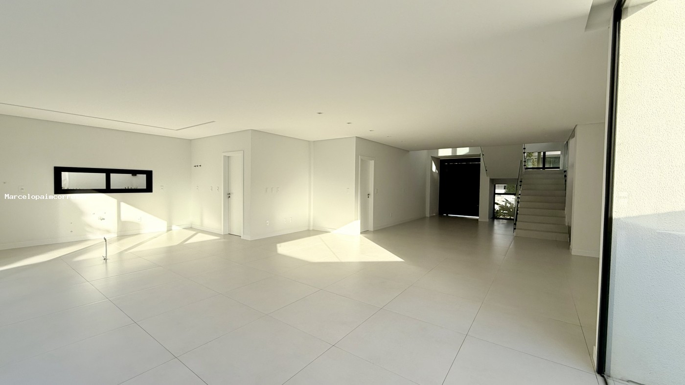 Casa Duplex para Venda em Palhoça, Pedra Branca, 3 dormitórios, 3 suítes, 4 banheiros, 2 vagas — foto 6