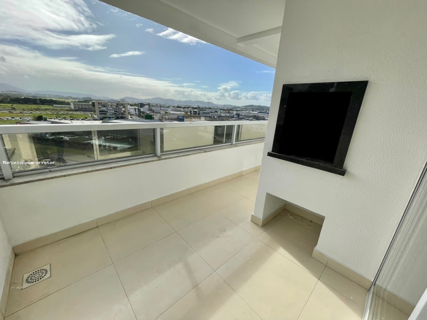 Apartamento para Venda em Palhoça, Pedra Branca, 3 dormitórios, 1 suíte, 2 banheiros, 1 vaga — foto 4