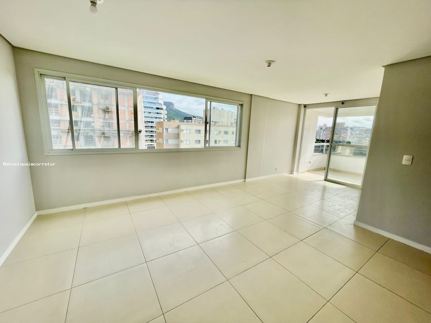 Apartamento para Venda em Palhoça, Pedra Branca, 3 dormitórios, 1 suíte, 2 banheiros, 1 vaga — foto 5