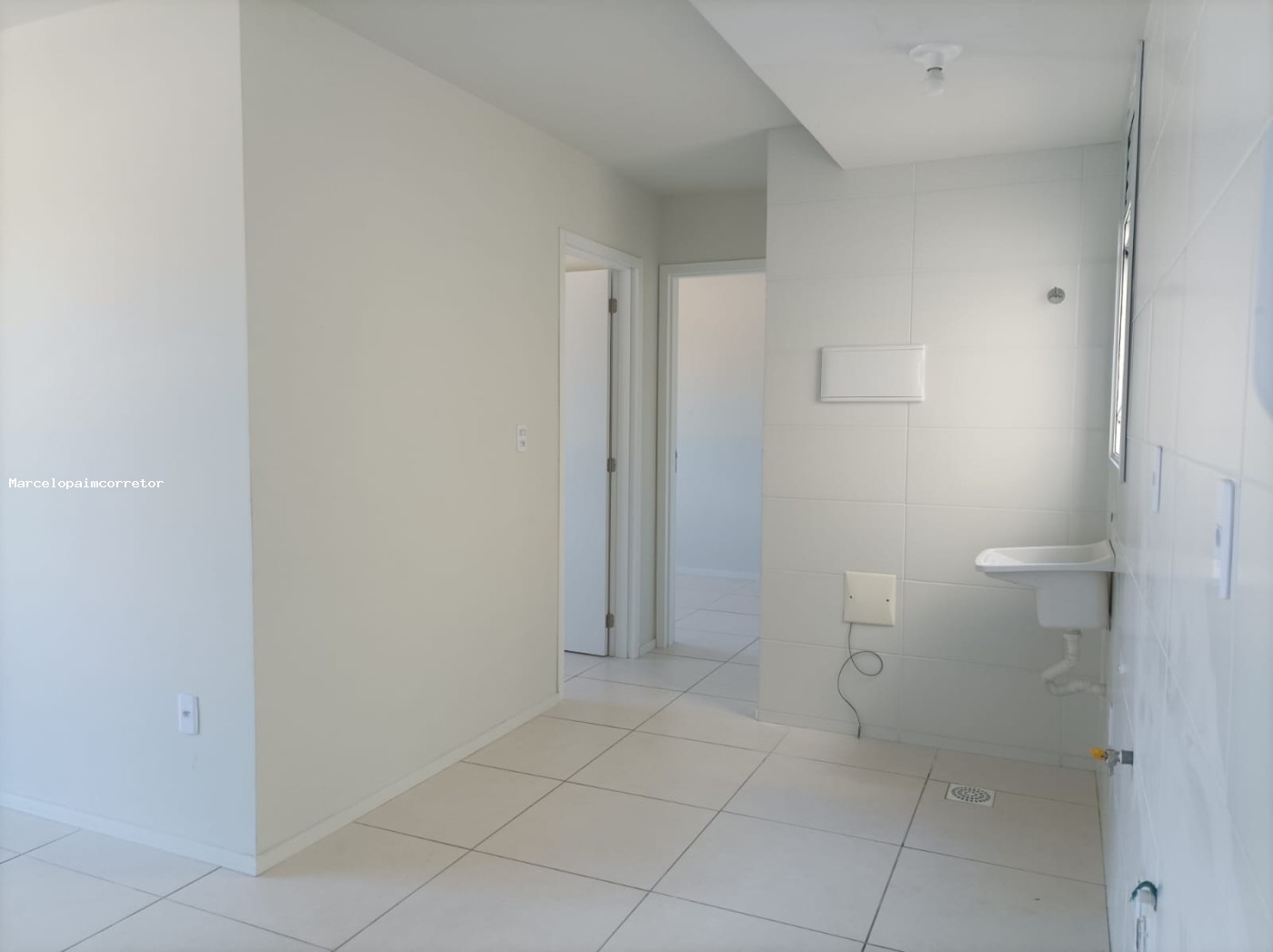 Apartamento para Venda em São José, Sertão do Maruim, 2 dormitórios, 1 banheiro, 1 vaga — foto 3